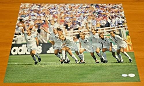 1999 Отборът на САЩ е Подписала Шампиони на женското световно първенство по футбол сред жените 16x20 Снимка Щайнер и Пълен JSA - Футболни
