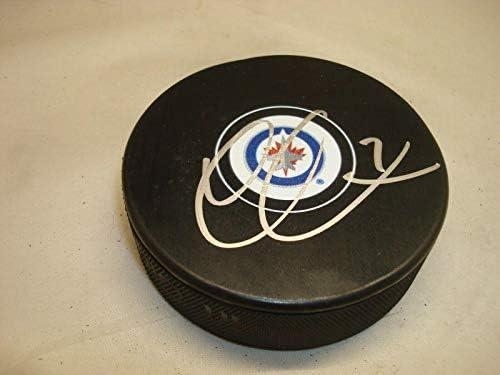 Бен Кьяро подписа хокей шайба Winnipeg Дюзи с автограф 1Б - за Миене на НХЛ с автограф