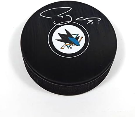 Мартин Джоунс Подписа Сувенири Хокей шайба NHL Акули Your Sports Дър Auto - за Миене на НХЛ с автограф