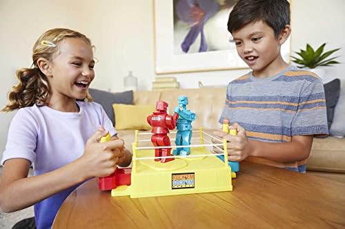 Mattel Games Детска игра Rock 'Em Sock 'Em Robots, Борба с роботи с червено Балансьор и синьо Бомбером, само свалят Го от главата