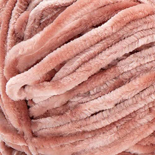 Прежди Bernat Velvet Clay Rose - 2 опаковки по 300 г / 10,5 грама - Полиестер - 5 обемни - Плетене / Плетене на една кука